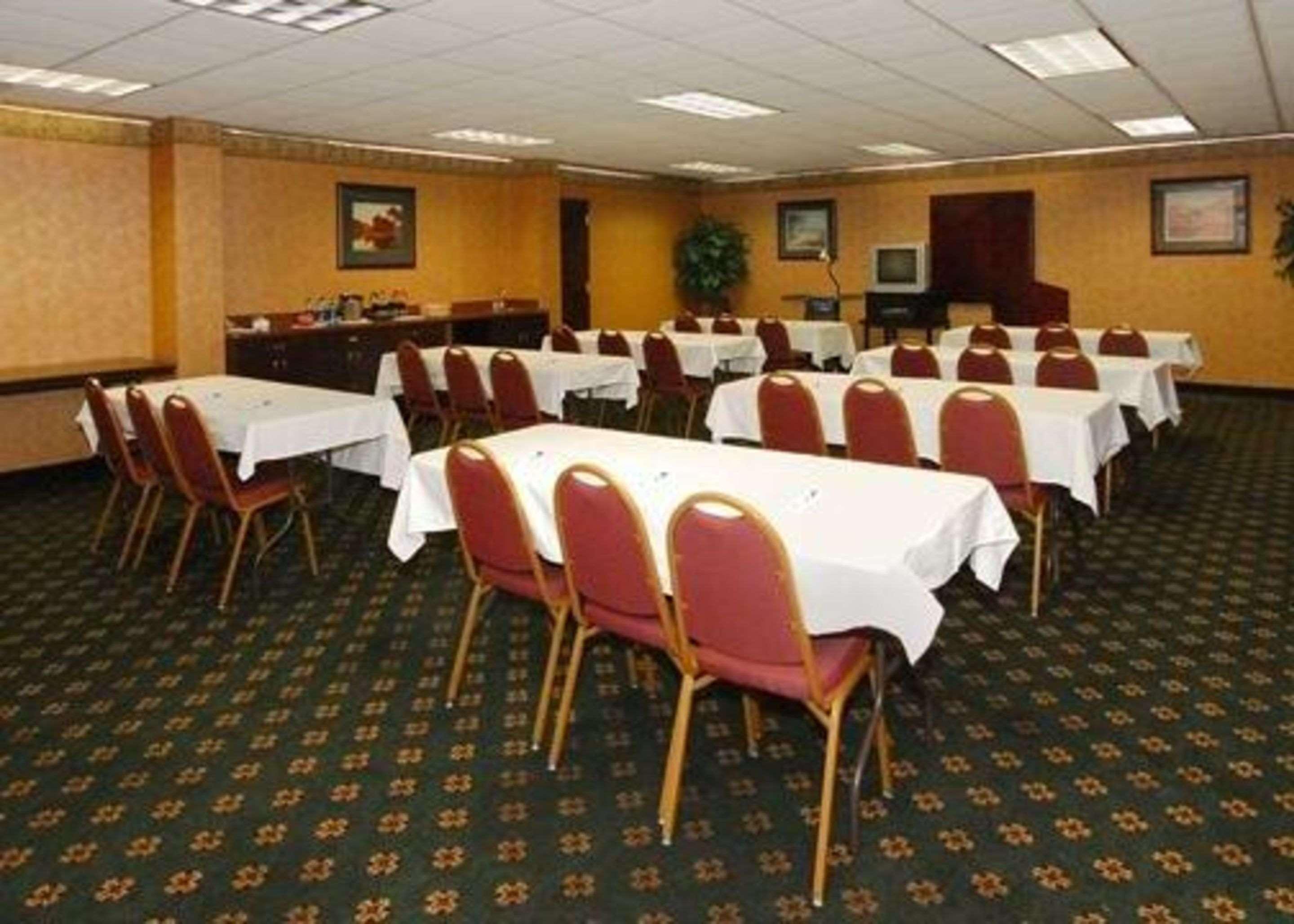 Quality Inn & Suites Tarboro - Kingsboro Екстериор снимка