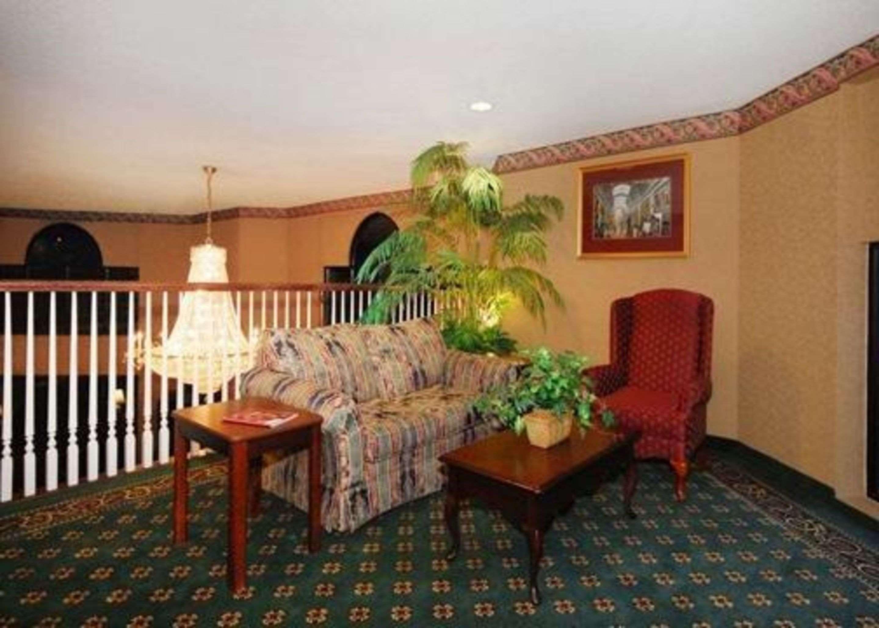 Quality Inn & Suites Tarboro - Kingsboro Екстериор снимка