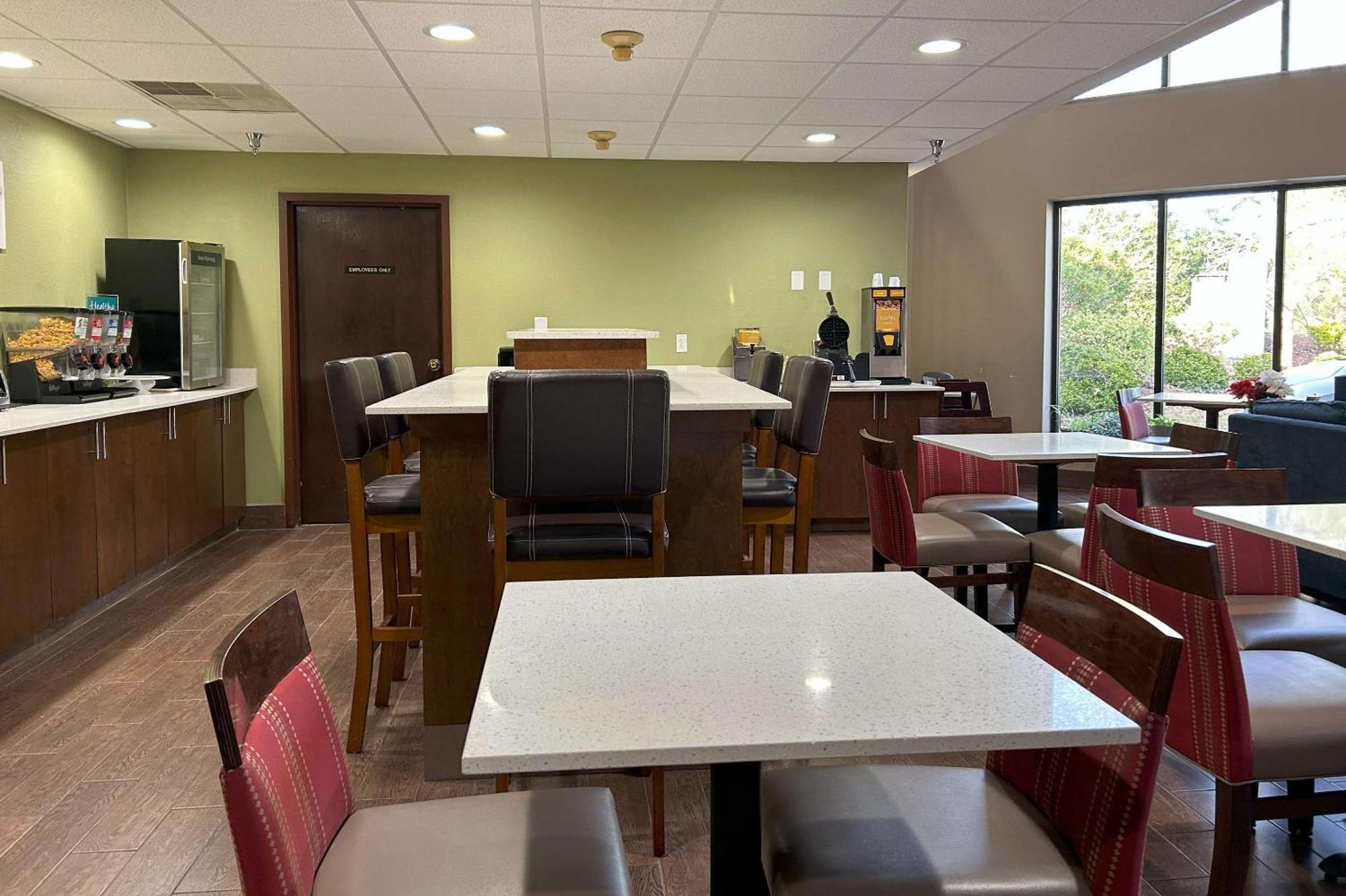 Quality Inn & Suites Tarboro - Kingsboro Екстериор снимка