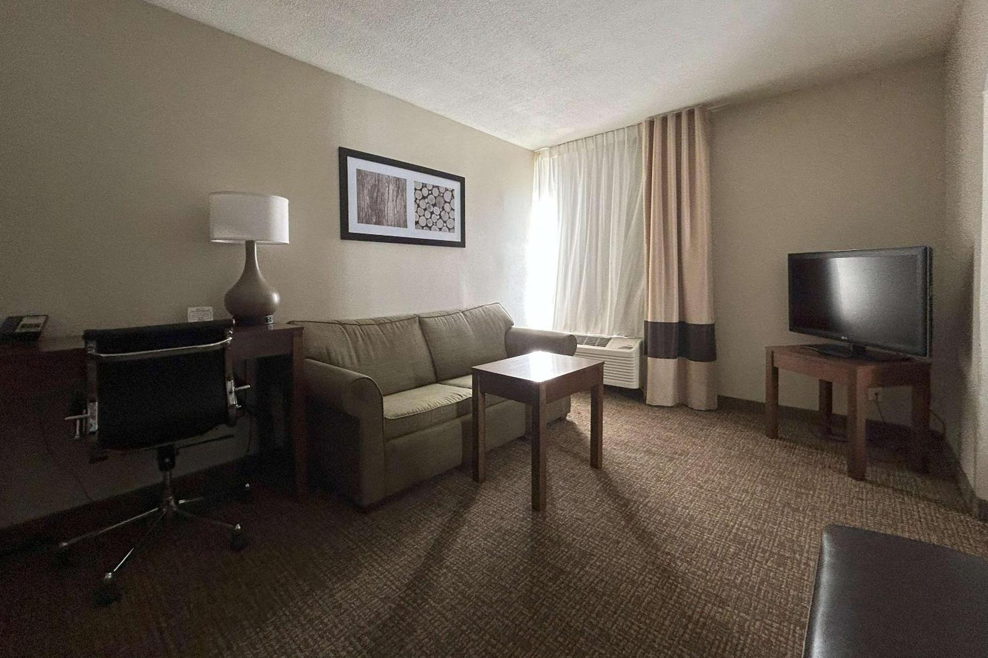 Quality Inn & Suites Tarboro - Kingsboro Екстериор снимка